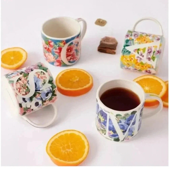 NWT Anthropologie Dawn Monogram “L” Mug - Picture 2 of 12